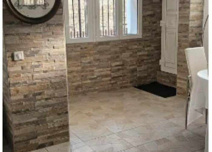 Riviera Estates Luxury & アパート *